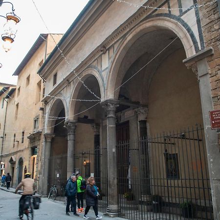Mamo Florence - Borgo San Jacopo Apartment Buitenkant foto